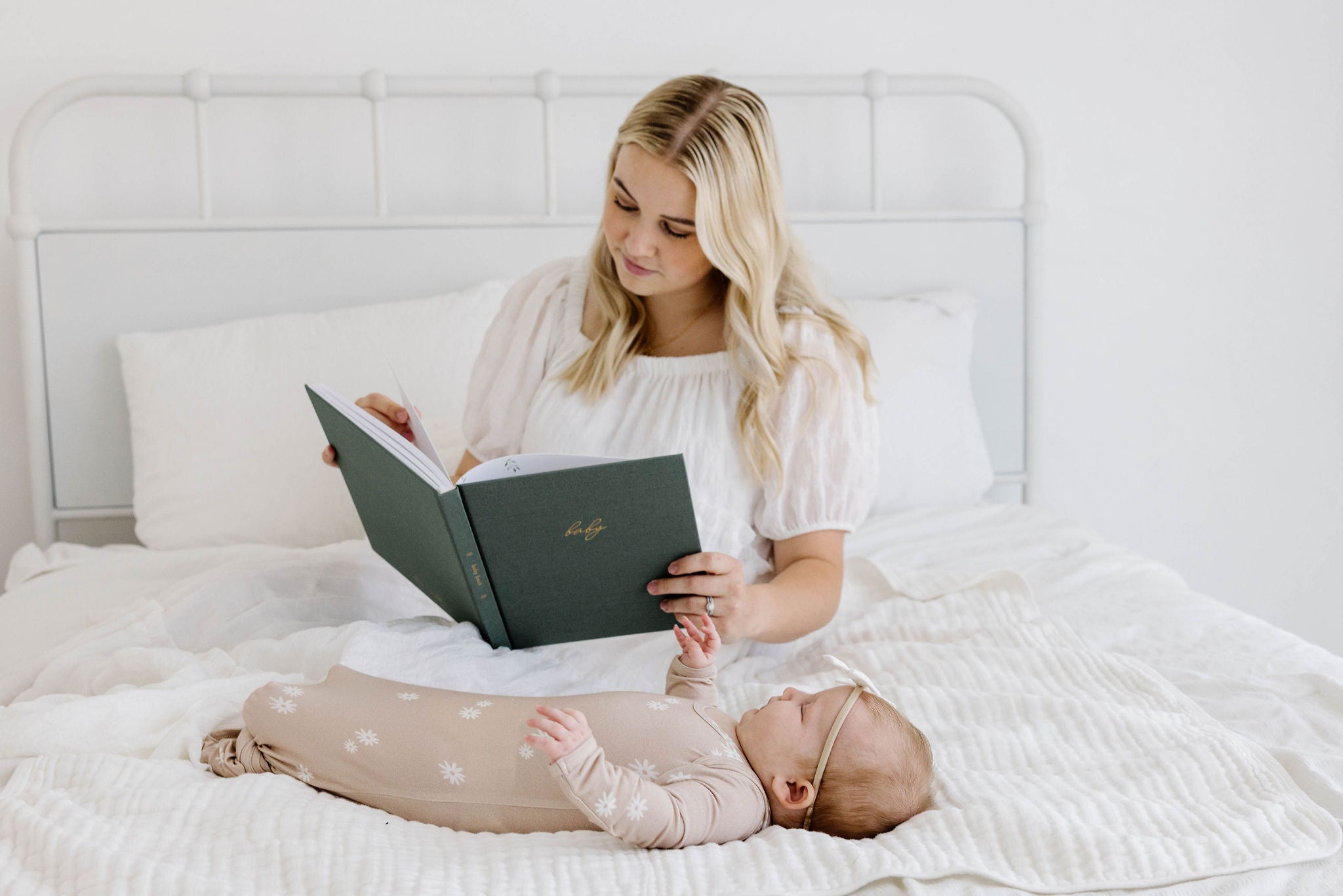 Tips For Documenting Baby's First Year