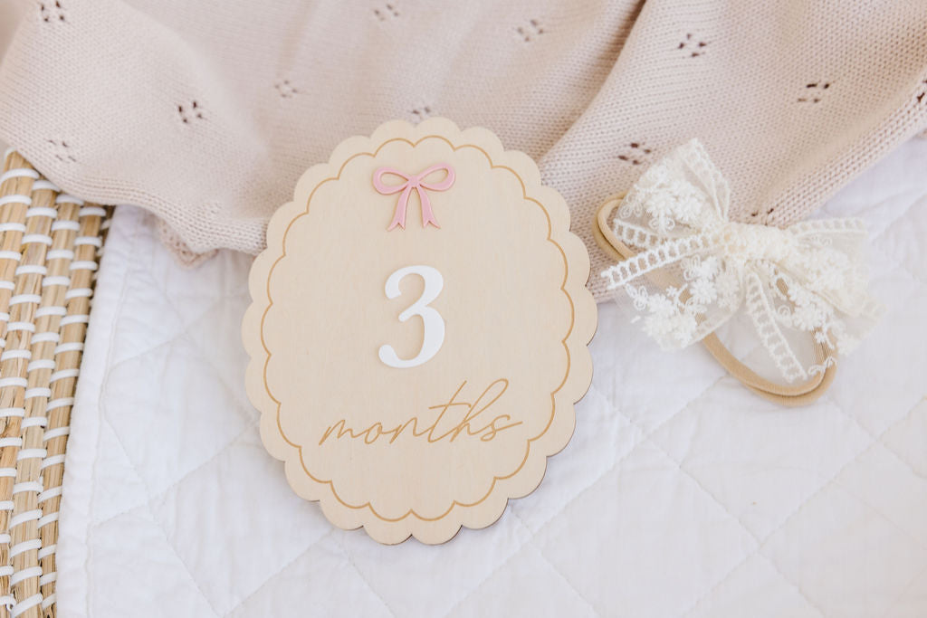 Monthly Milestone Cards - Bows