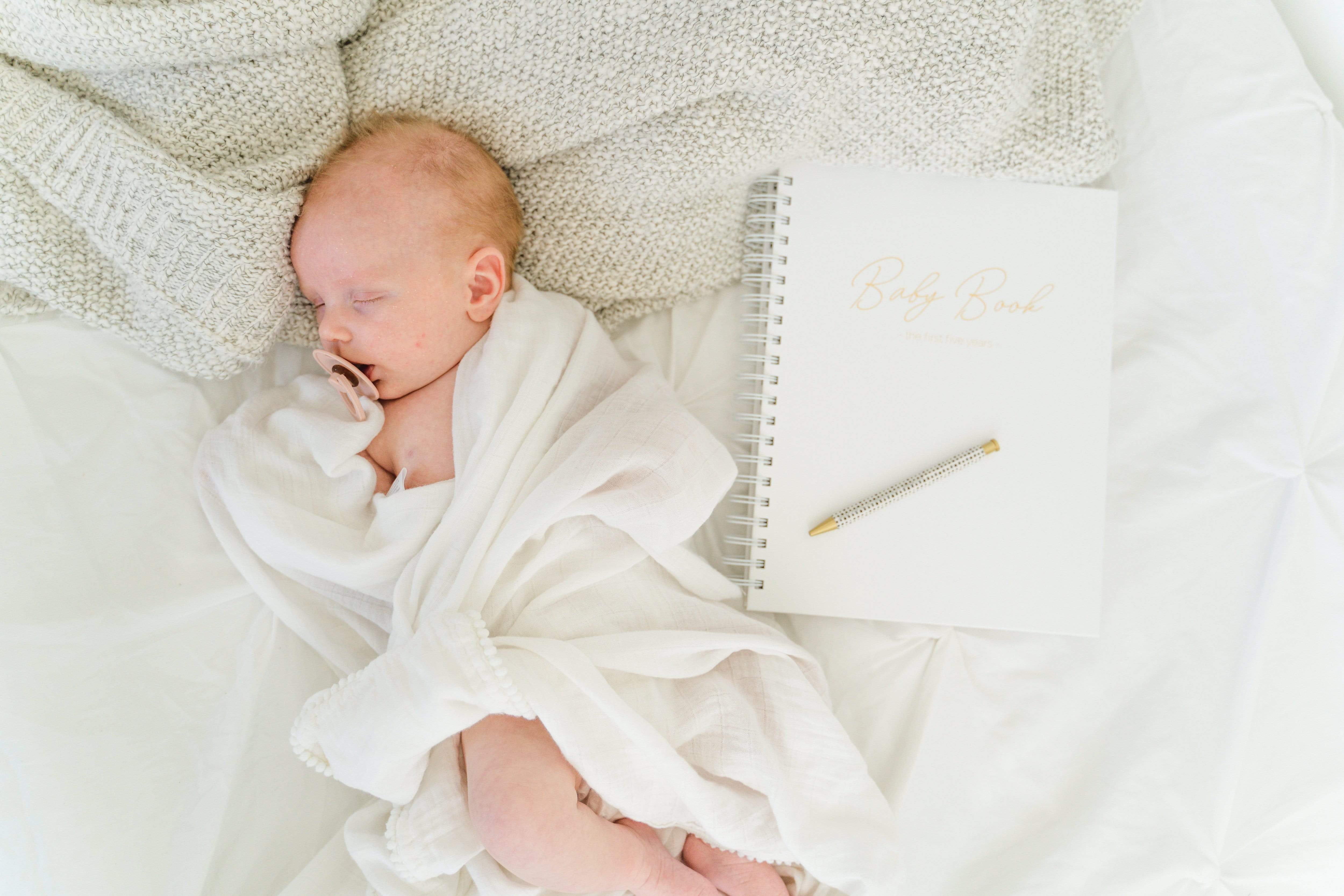 Sweet Pea Baby Book